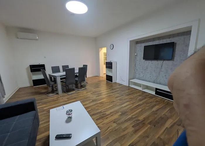 Voll Eingerichtete In